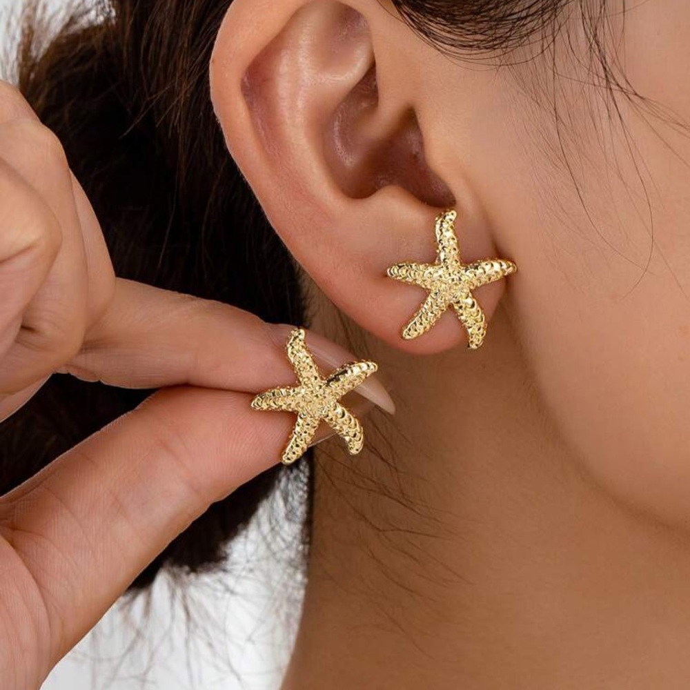 Gold Starfish Earrings